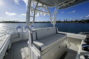 2011 Yellowfin 39 Offshore thumbnail 12