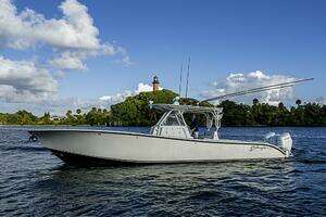 2011 Yellowfin 39 Offshore thumbnail 21