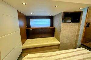 2014 Tiara Yachts 50 Coupe thumbnail 30