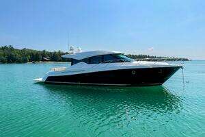 2014 Tiara Yachts 50 Coupe thumbnail 3