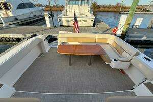2013 Tiara Yachts 3600 Coronet thumbnail 8