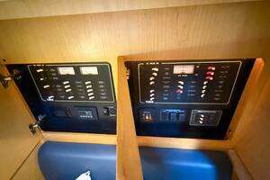 2013 Tiara Yachts 3600 Coronet thumbnail 50