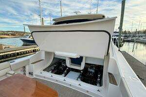 2013 Tiara Yachts 3600 Coronet thumbnail 45