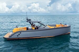 PARALLAX yacht for sale