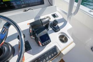 42FT (13.03M) INVINCIBLE