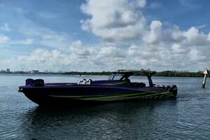 MR. BANG Worth Avenue Yachts