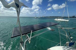 Photo 5922726 for 2008 Jeanneau Sun Odyssey 54DS Dan Marco IV 54' Jeanneau solar panel