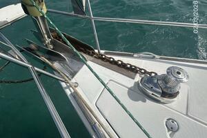 Photo 5922303 for 2008 Jeanneau Sun Odyssey 54DS Dan Marco IV 54' Jeanneau anchor windlass