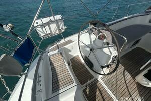 Photo 5922428 for 2008 Jeanneau Sun Odyssey 54DS Dan Marco IV 54' Jeanneau cockpit port helm1