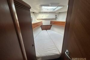 Photo 5922504 for 2008 Jeanneau Sun Odyssey 54DS Dan Marco IV 54' Jeanneau forward stateroom