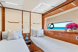 71FT (21.69M) SUNSEEKER