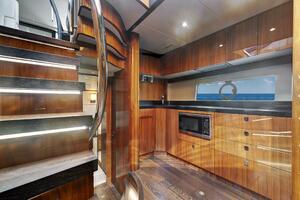 71FT (21.69M) SUNSEEKER