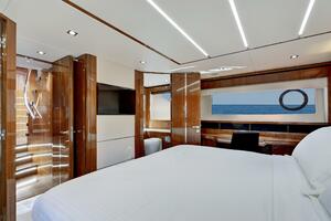 71FT (21.69M) SUNSEEKER