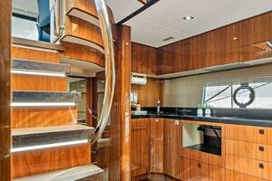 71FT (21.69M) SUNSEEKER