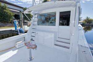1990 Viking 53 Convertible thumbnail 44