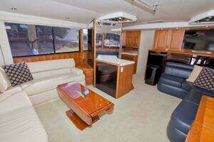 1990 Viking 53 Convertible thumbnail 48