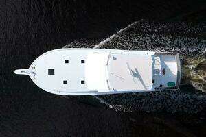 1990 Viking 53 Convertible thumbnail 2