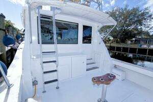 1990 Viking 53 Convertible thumbnail 27
