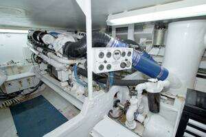 1990 Viking 53 Convertible thumbnail 92