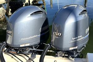 25ft Grady White Yacht For Sale