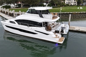 2024 Aquila 54 Yacht thumbnail 3