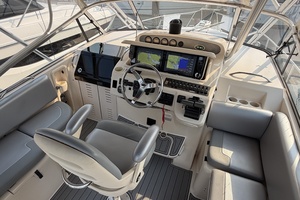 2004 Grady White Express 330 33ft Grady White Yacht For Sale