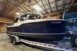 2017 Ranger Tugs thumbnail 2