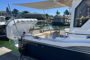 32ft Cutwater Yacht For Sale