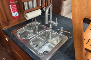 Hawke 46ft Hylas Yacht For Sale