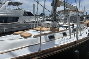 1996 Hylas 46 thumbnail 56