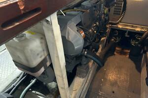 Photo 5925382 for 2004 Sabreline 36 Sedan BLUE MOON 