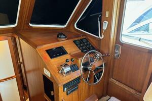 Photo 5925344 for 2004 Sabreline 36 Sedan BLUE MOON 