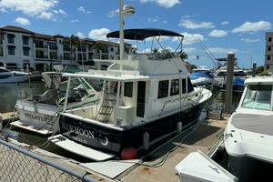 Photo 5925317 for 2004 Sabreline 36 Sedan BLUE MOON 