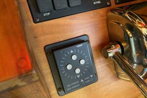 Photo 5925350 for 2004 Sabreline 36 Sedan BLUE MOON 