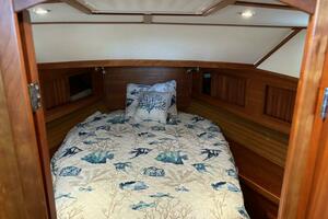 Photo 5925362 for 2004 Sabreline 36 Sedan BLUE MOON 