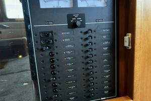 Photo 5925374 for 2004 Sabreline 36 Sedan BLUE MOON 