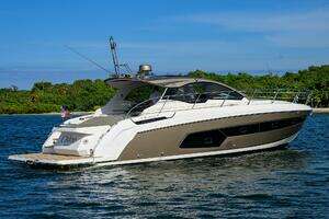 2020 Azimut Atlantis 45 thumbnail 9