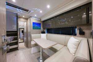 2020 Azimut Atlantis 45 thumbnail 4