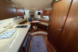 2014 Pursuit SC 365i thumbnail 11