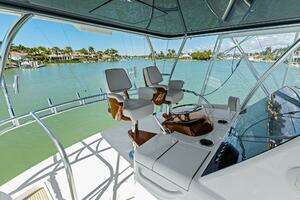 2023 Viking 54 Convertible thumbnail 37