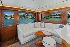 2023 Viking 54 Convertible thumbnail 6