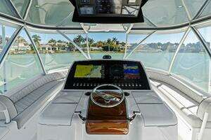 2023 Viking 54 Convertible thumbnail 39