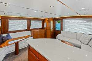 2023 Viking 54 Convertible thumbnail 11