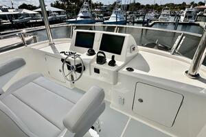 Outer Reef 62 SOUTH  PAWS - Flybridge Helm