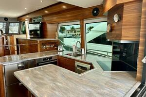 Outer Reef 62 SOUTH  PAWS - Galley