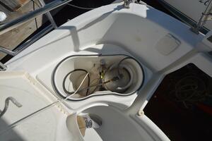 Heals Easily Too 33ft Beneteau Yacht For Sale