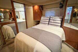 2000 Sea Ray 420 Aft Cabin thumbnail 35