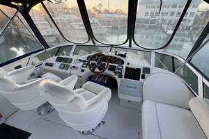 2000 Sea Ray 420 Aft Cabin thumbnail 21