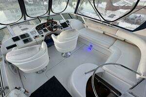 2000 Sea Ray 420 Aft Cabin thumbnail 14