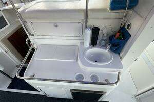 2000 Sea Ray 420 Aft Cabin thumbnail 12
